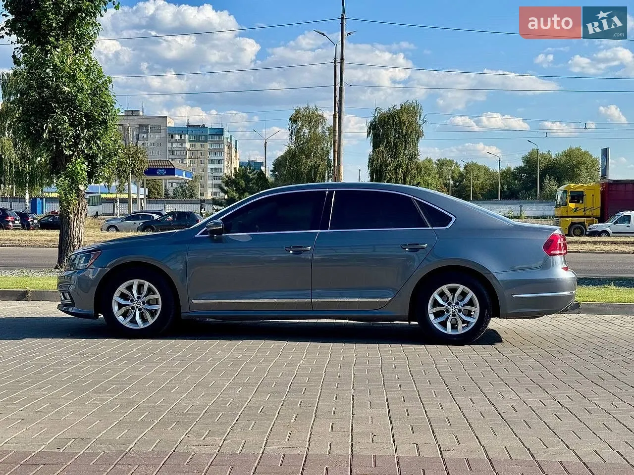 2016 Volkswagen Passat - мініатюра 5
