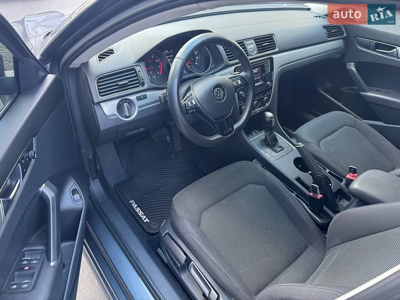 2016 Volkswagen Passat - мініатюра 10