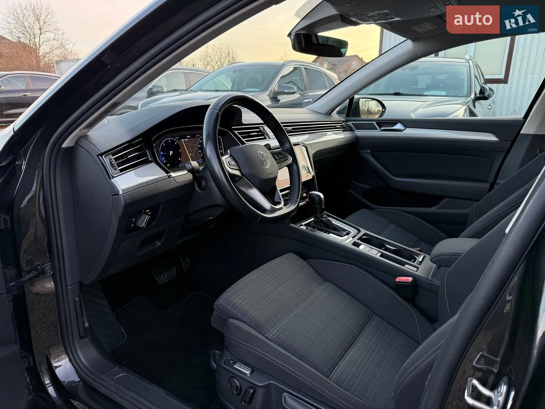 2022 Volkswagen Passat - мініатюра 2