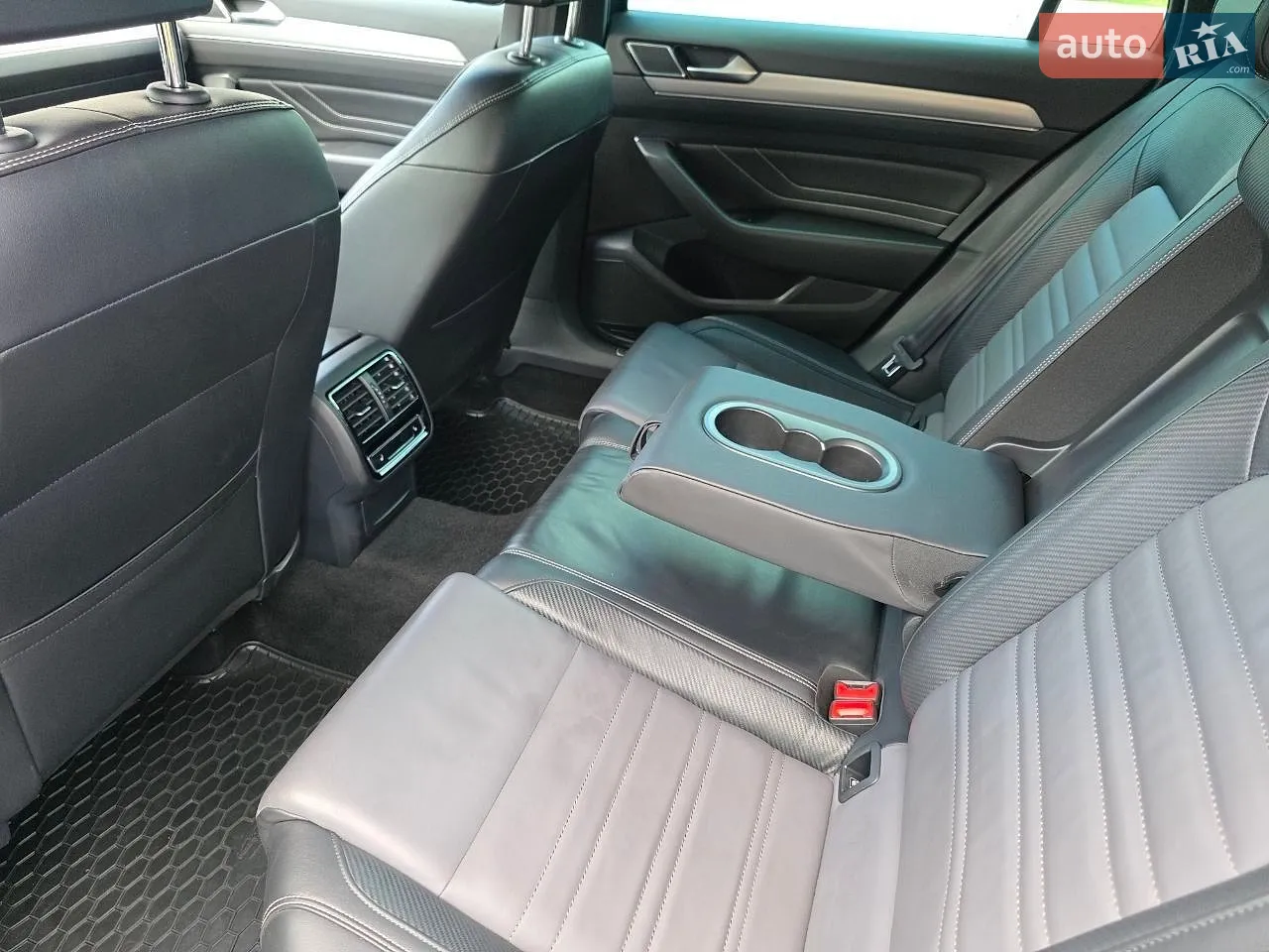 2023 Volkswagen Passat - мініатюра 31