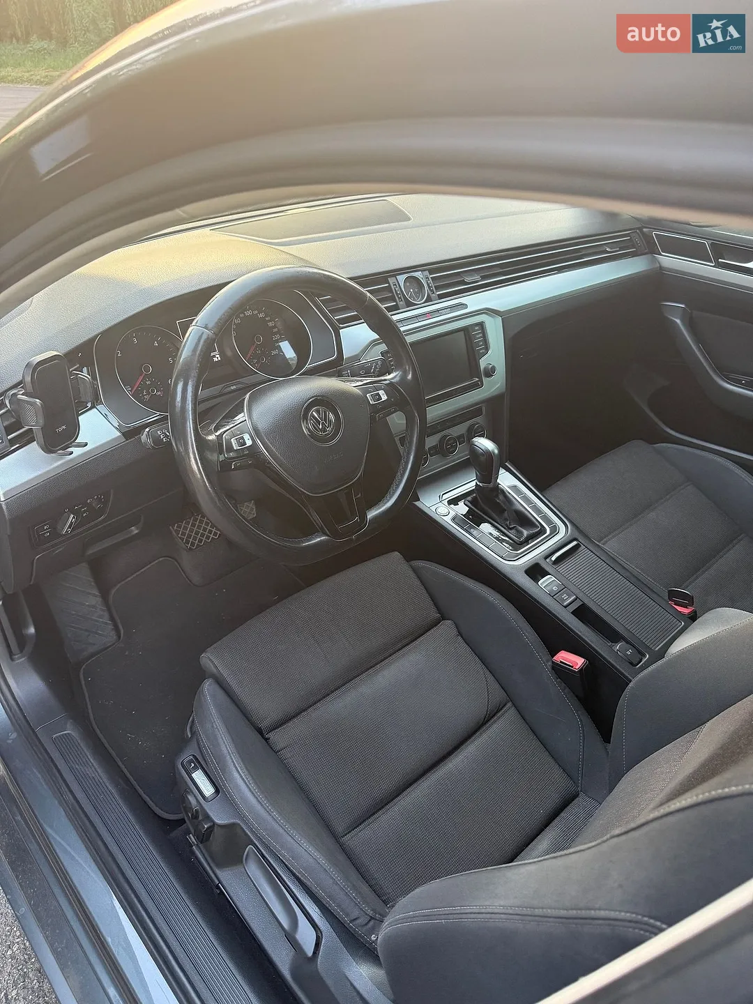 2016 Volkswagen Passat - мініатюра 9
