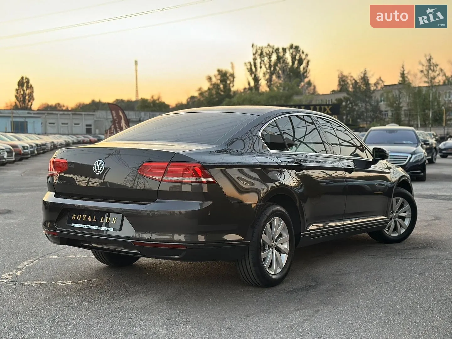 2018 Volkswagen Passat - мініатюра 2