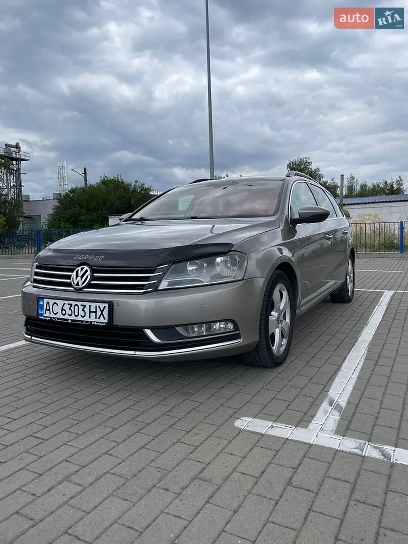 2012 Volkswagen Passat - мініатюра 2