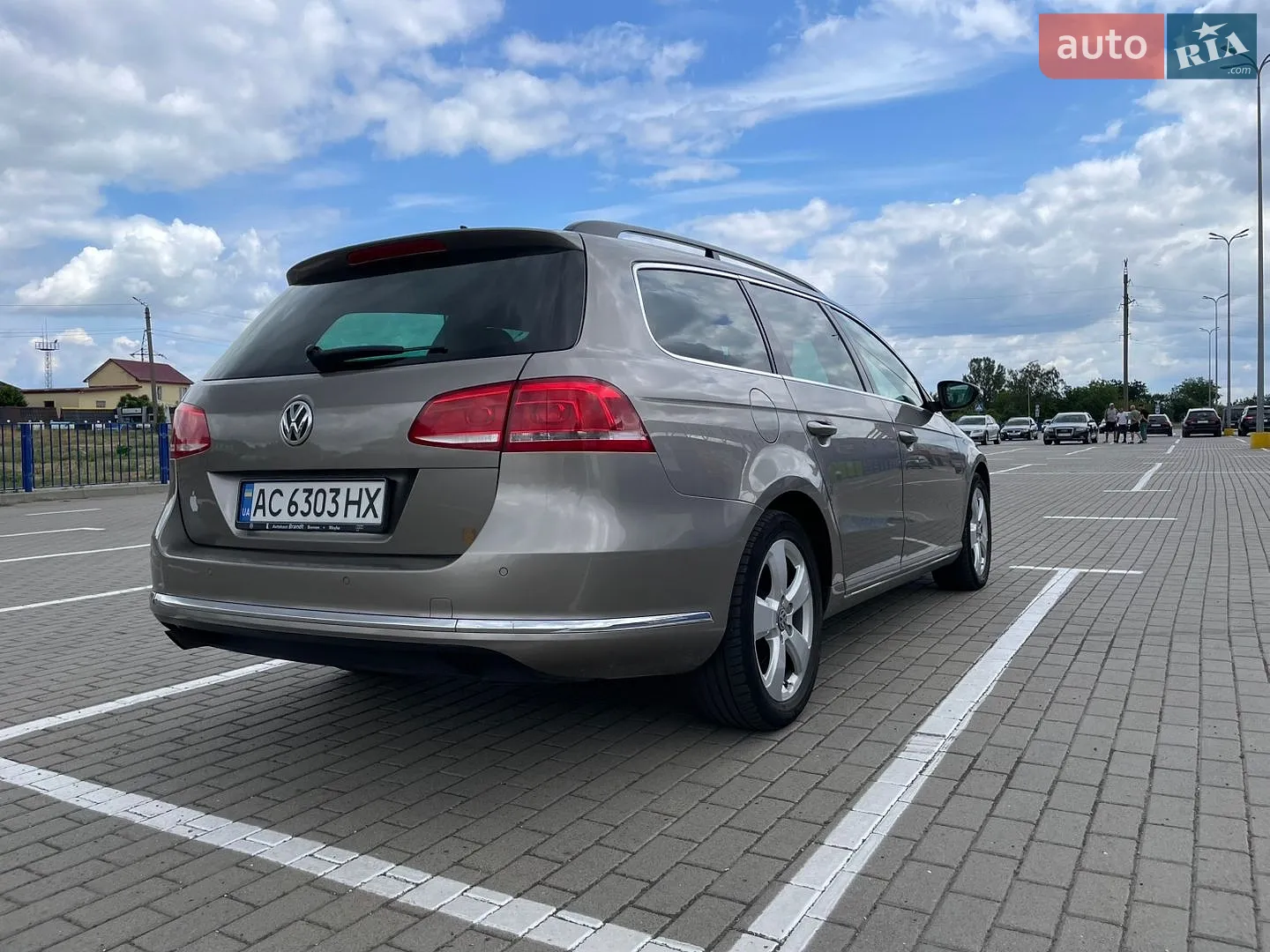 2012 Volkswagen Passat - мініатюра 11