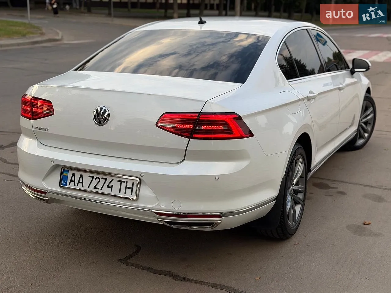 2018 Volkswagen Passat - мініатюра 13