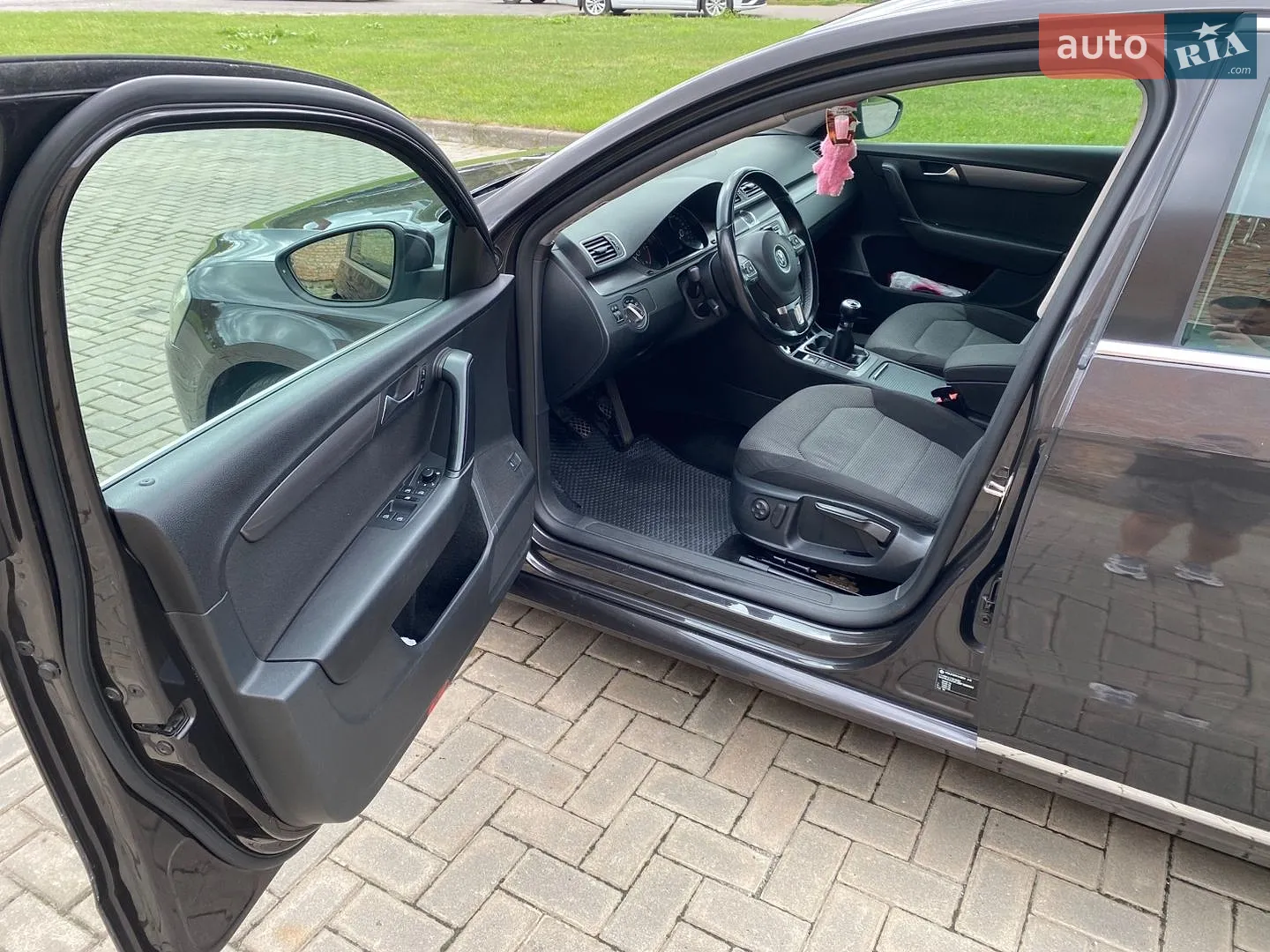 2010 Volkswagen Passat - мініатюра 11
