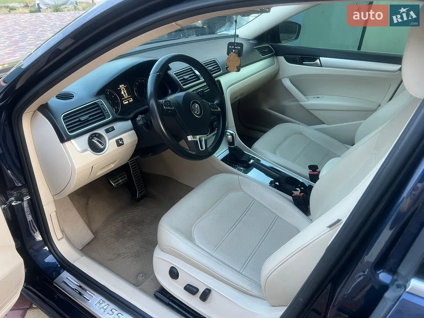 2013 Volkswagen Passat - мініатюра 11