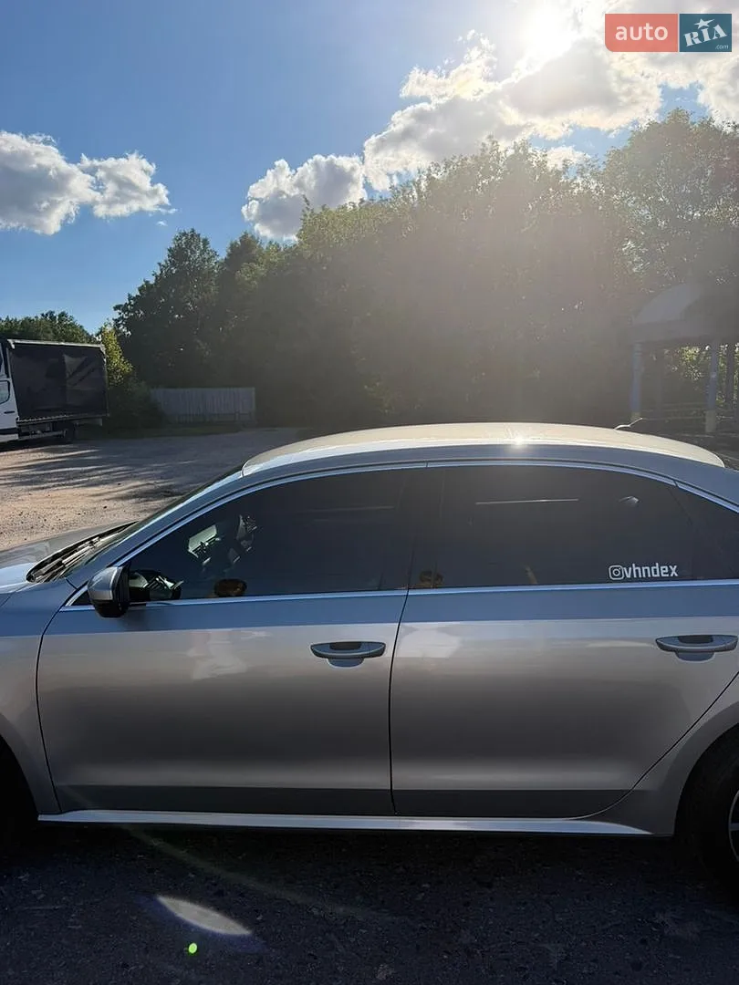 2012 Volkswagen Passat - мініатюра 3