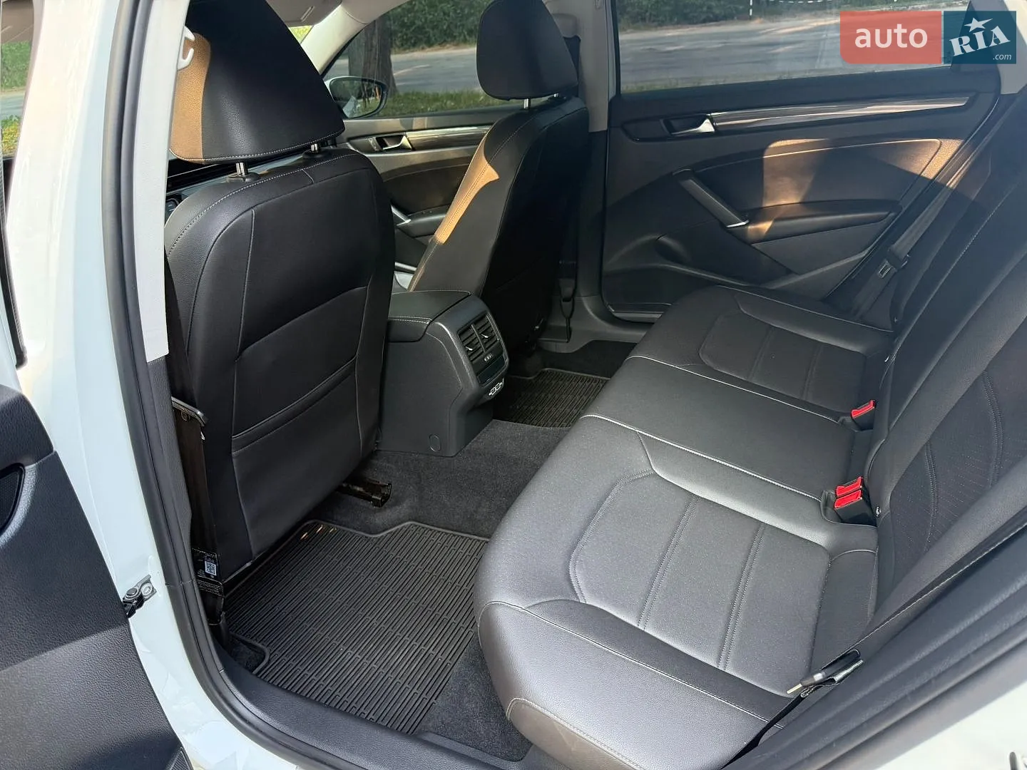 2020 Volkswagen Passat - мініатюра 38