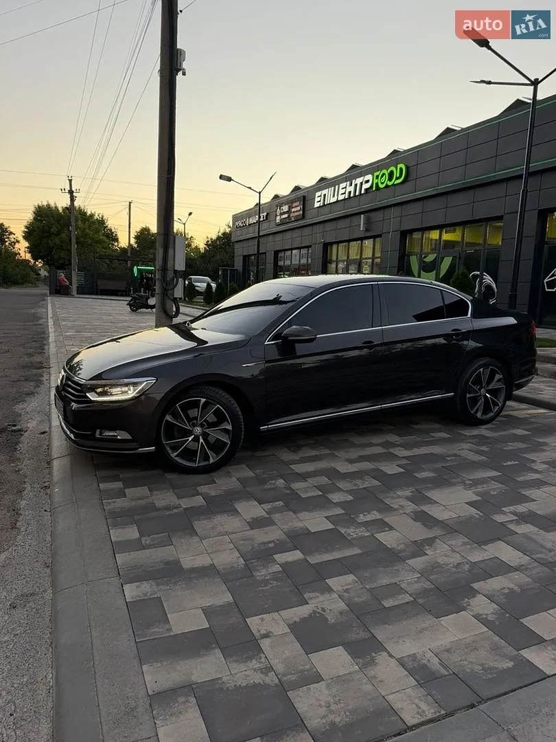 2015 Volkswagen Passat - мініатюра 5