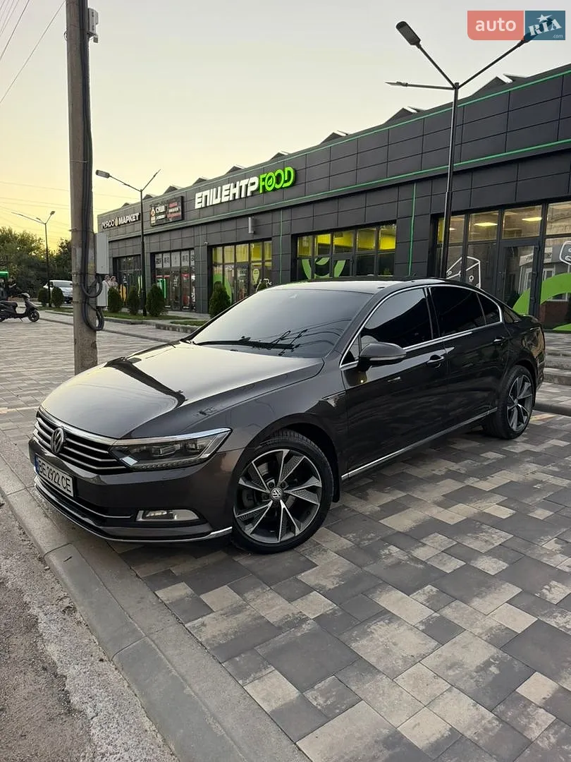 2015 Volkswagen Passat - фото 1