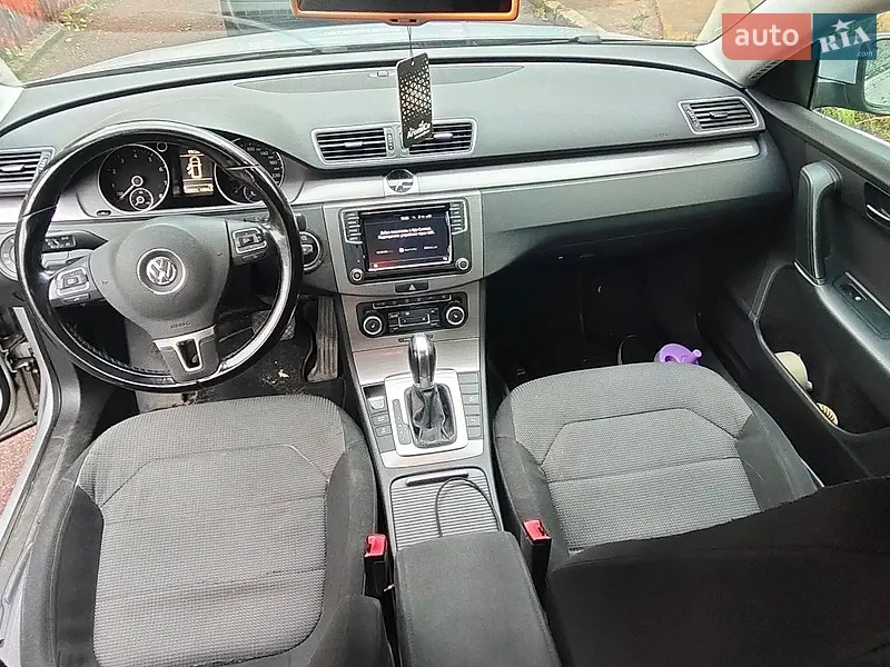 Volkswagen Passat 2011