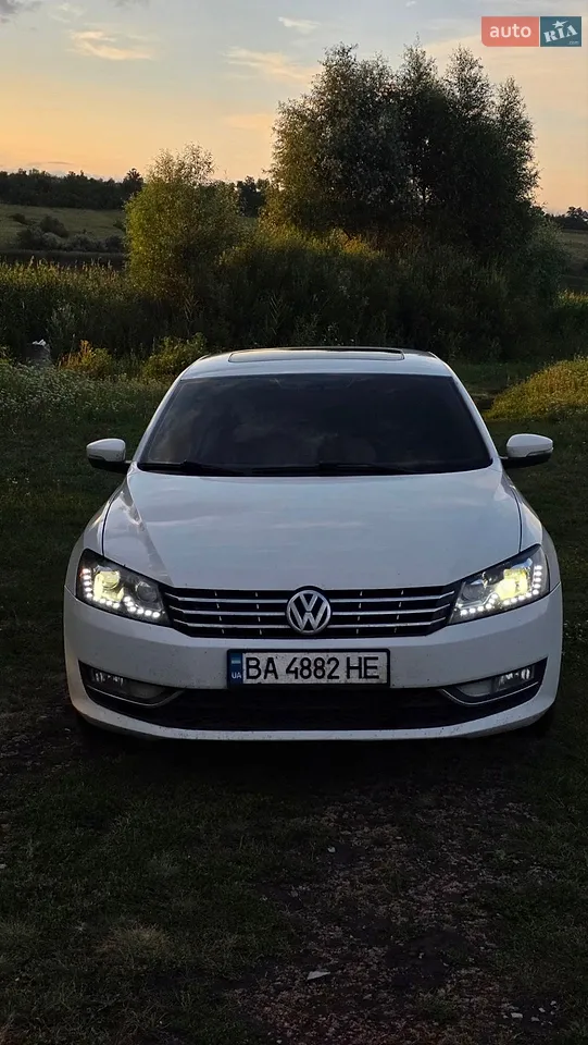 2014 Volkswagen Passat - мініатюра 25