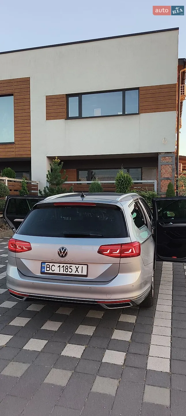 2022 Volkswagen Passat - мініатюра 2