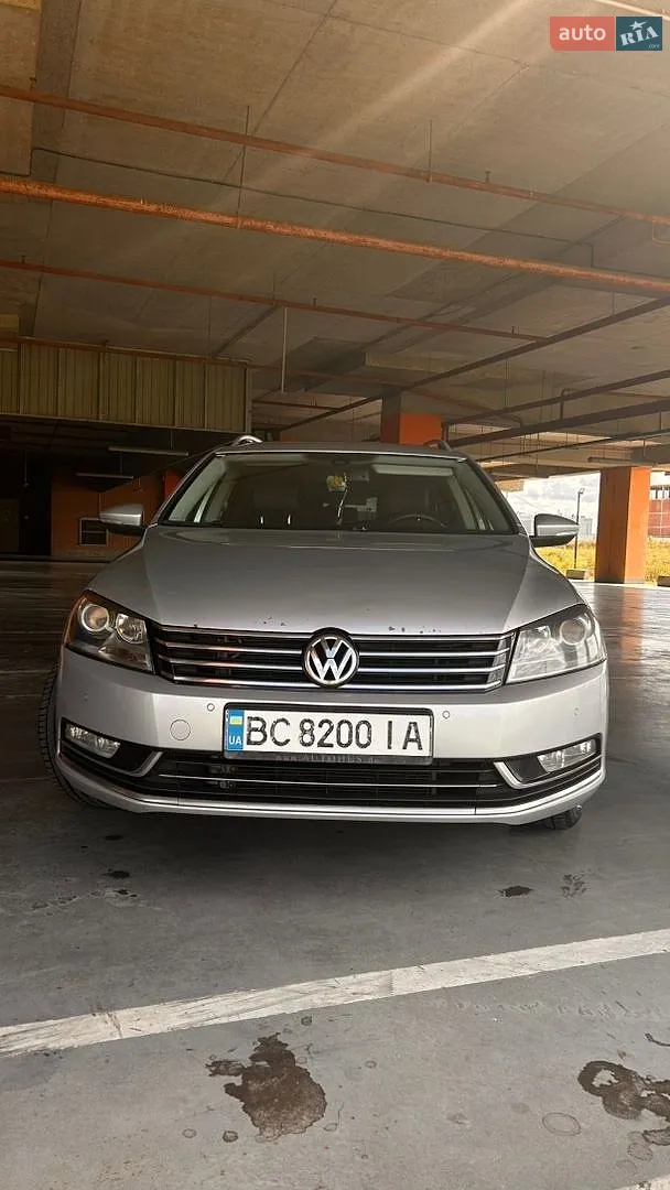 2013 Volkswagen Passat - мініатюра 4