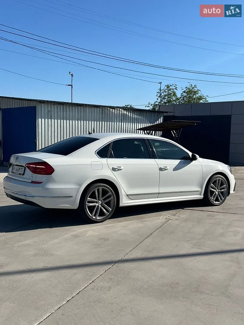 2016 Volkswagen Passat - мініатюра 12