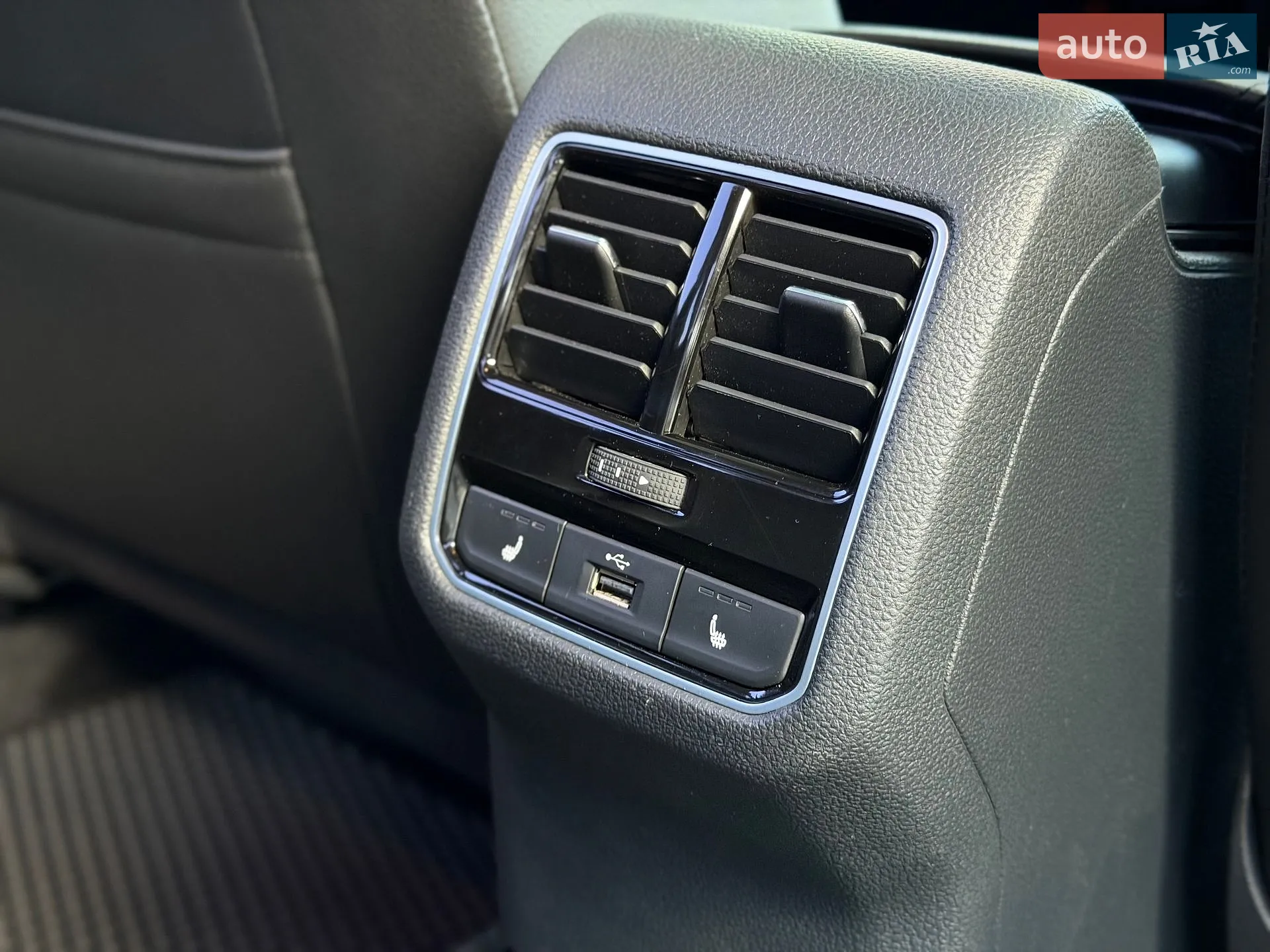 2018 Volkswagen Passat - мініатюра 27