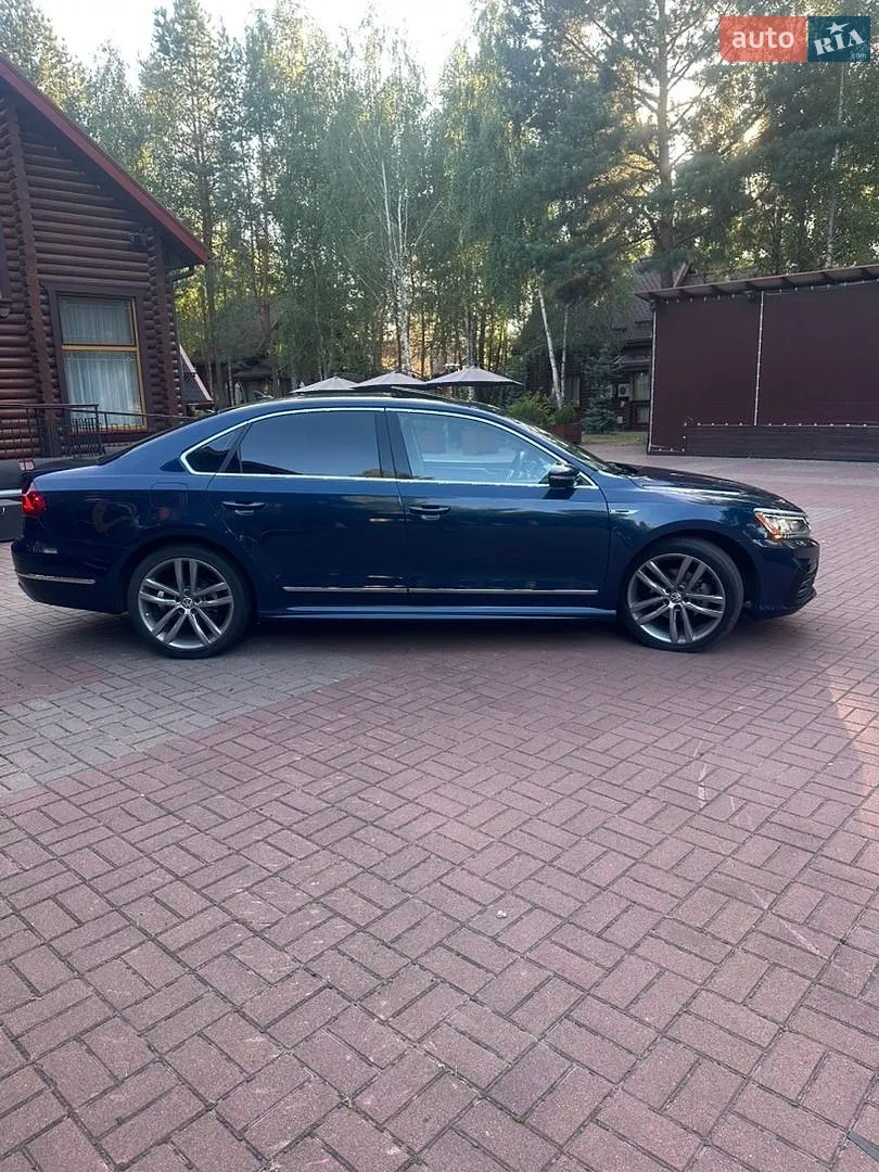 2019 Volkswagen Passat - мініатюра 3