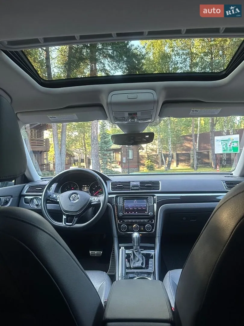 2019 Volkswagen Passat - мініатюра 18