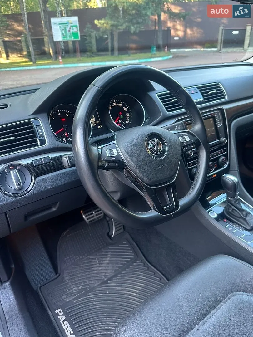2019 Volkswagen Passat - мініатюра 24