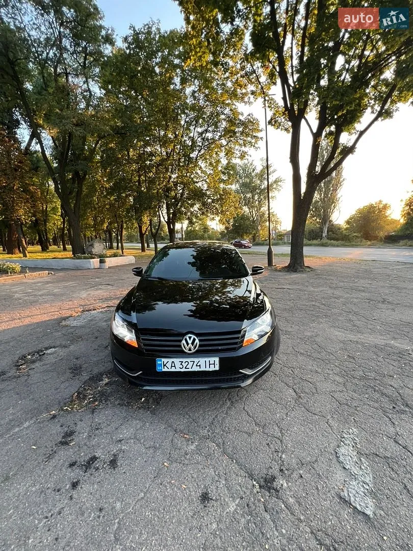 2013 Volkswagen Passat - мініатюра 2