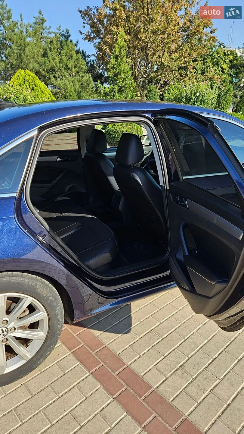 2014 Volkswagen Passat - мініатюра 17