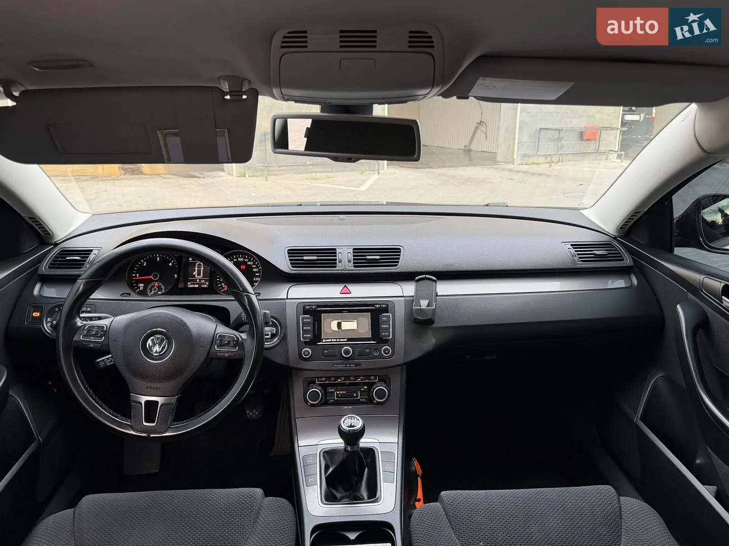 2010 Volkswagen Passat - мініатюра 6