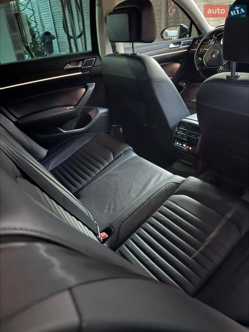 2018 Volkswagen Passat - мініатюра 20