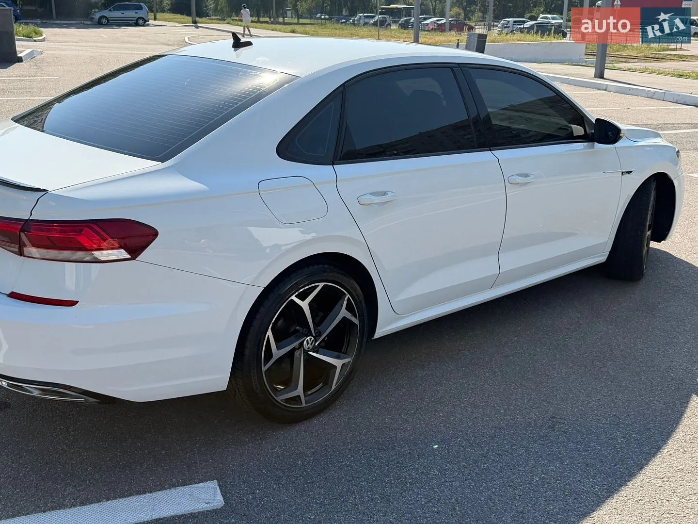 2020 Volkswagen Passat - мініатюра 9