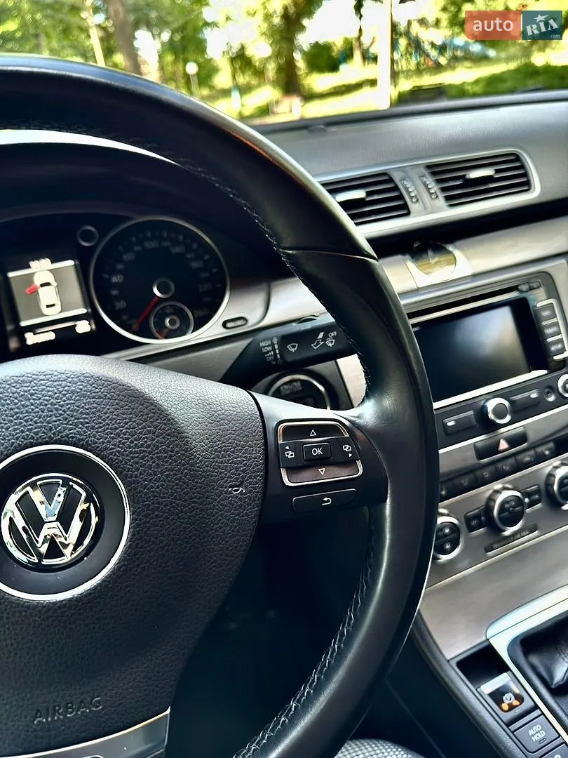 2014 Volkswagen Passat - мініатюра 24