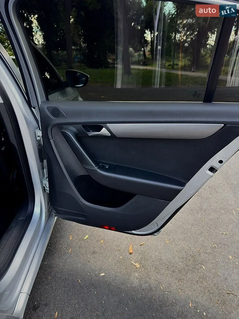 2014 Volkswagen Passat - мініатюра 46