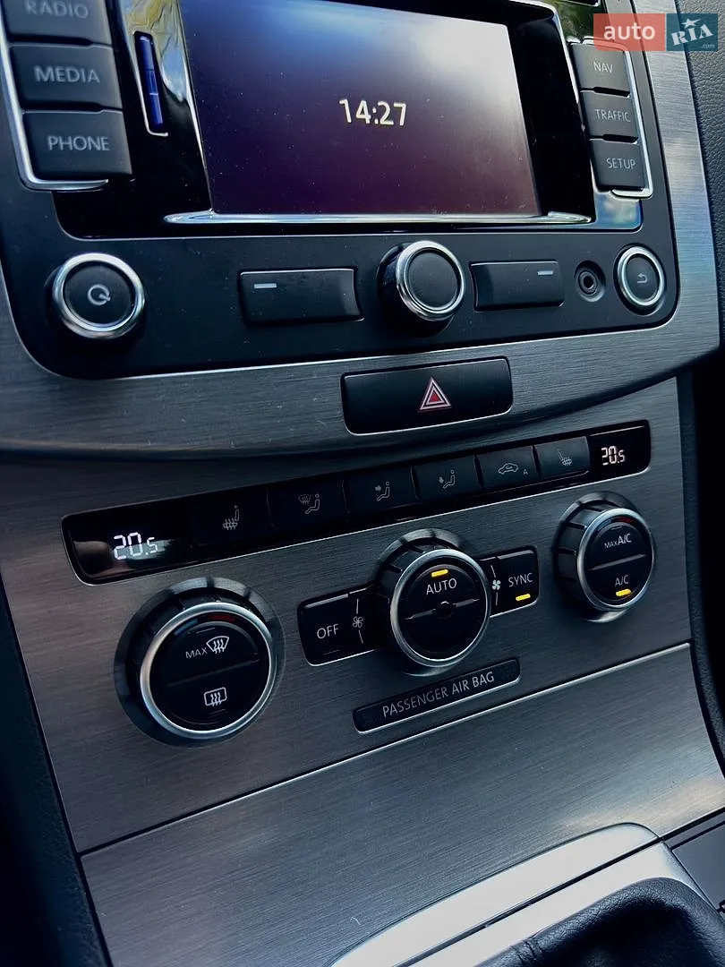2014 Volkswagen Passat - мініатюра 27