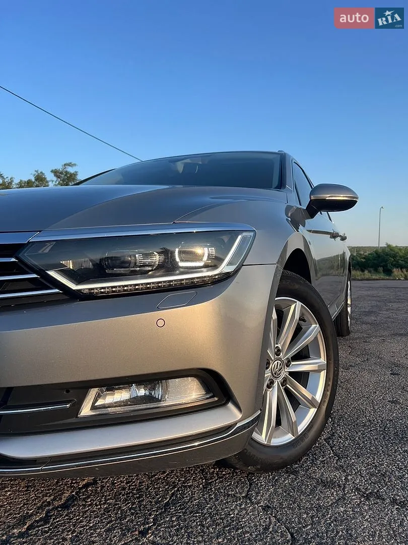 2015 Volkswagen Passat - мініатюра 41