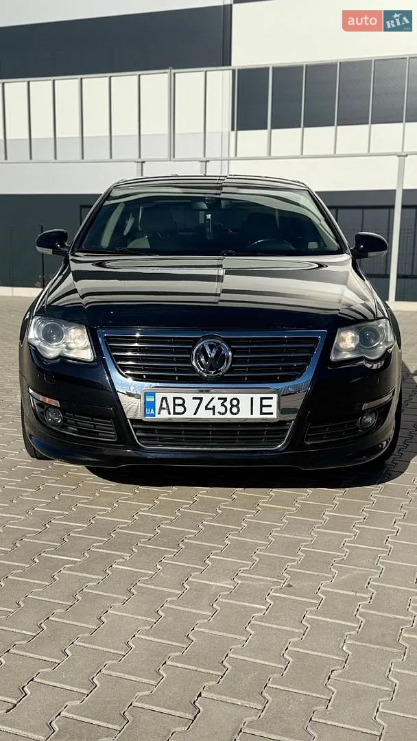 2010 Volkswagen Passat - мініатюра 16