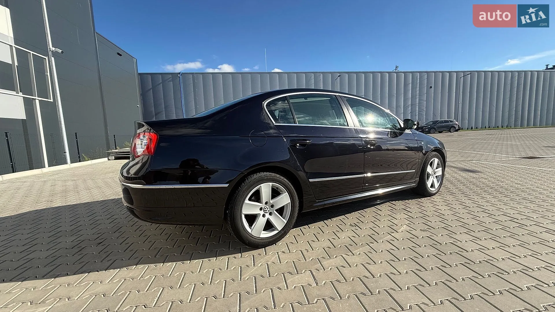 2010 Volkswagen Passat - мініатюра 22