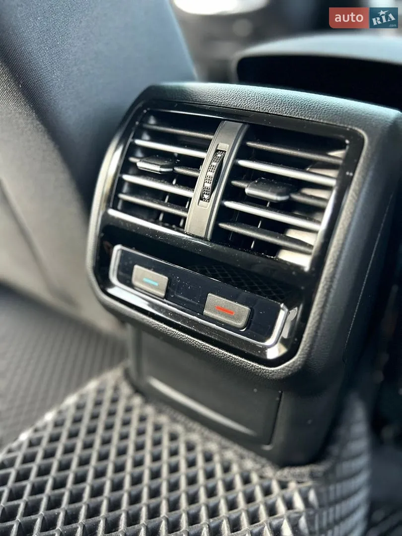 2017 Volkswagen Passat - мініатюра 18