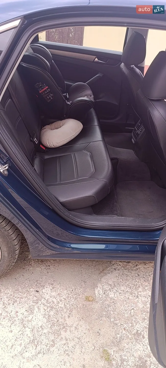 2020 Volkswagen Passat - мініатюра 8