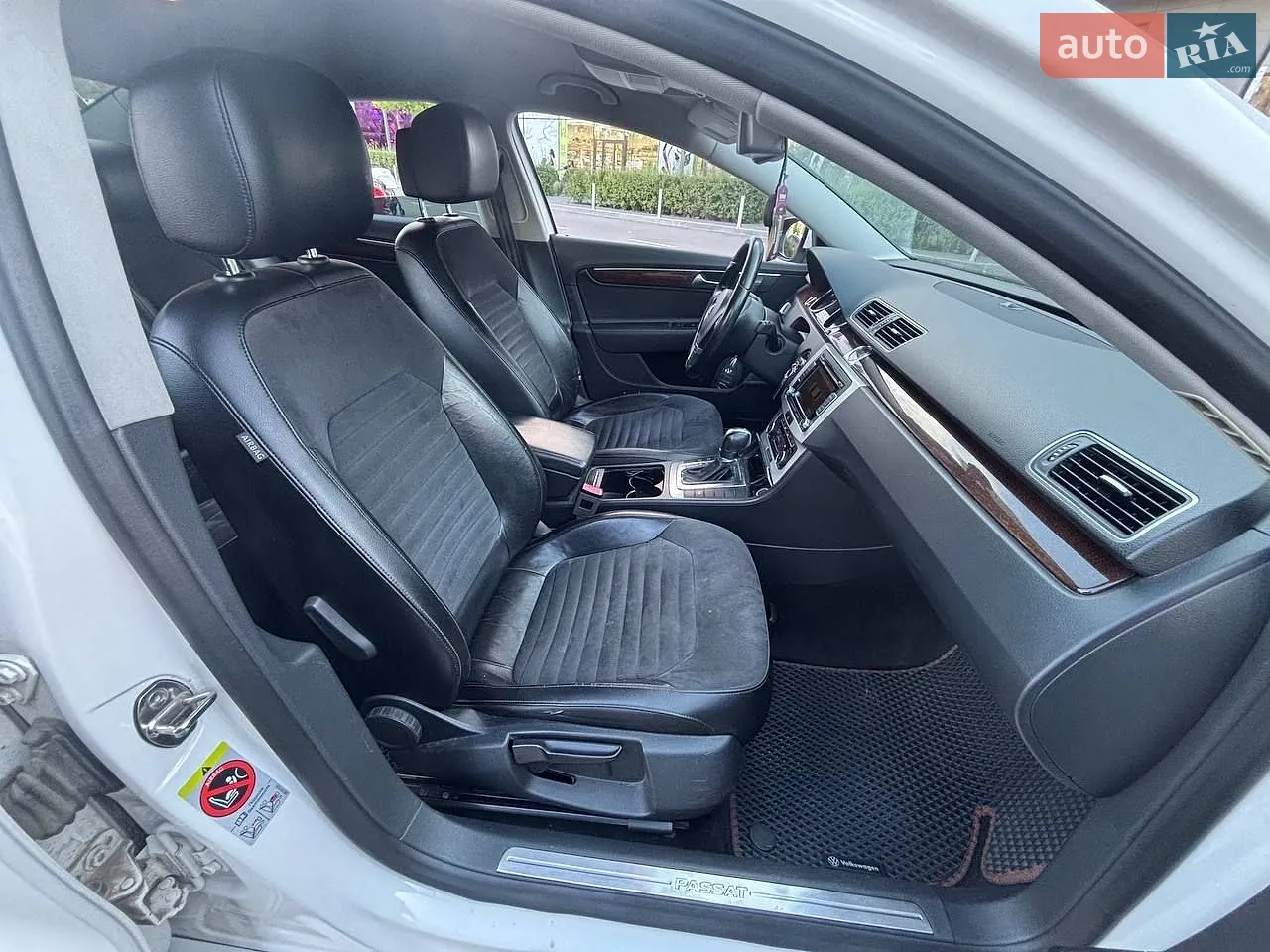2011 Volkswagen Passat - мініатюра 13