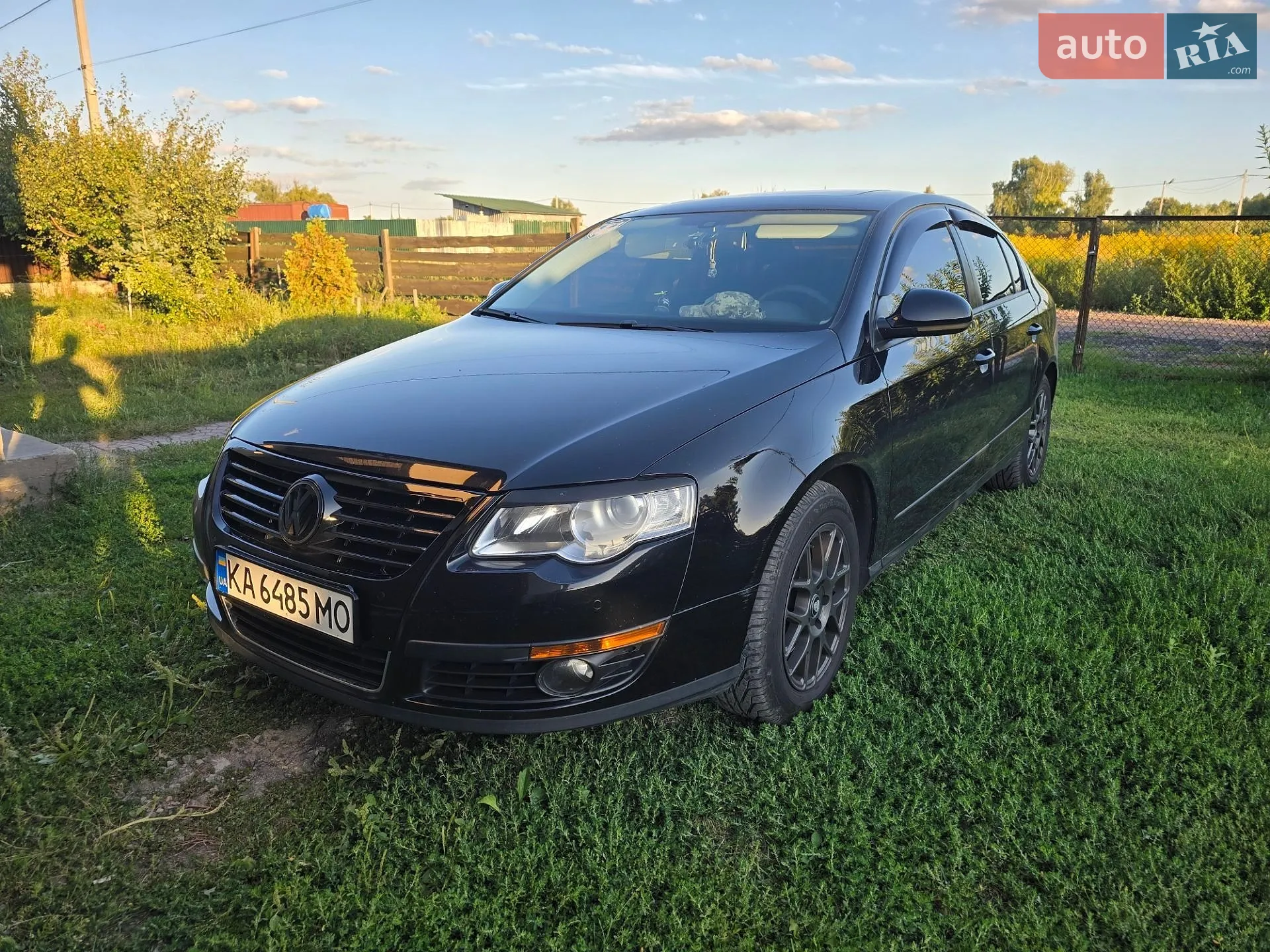 2010 Volkswagen Passat - мініатюра 2