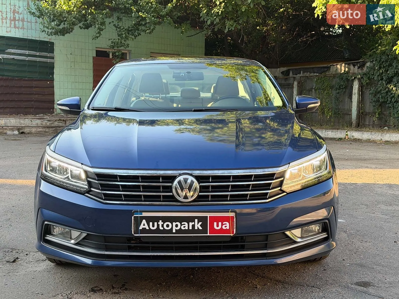 2016 Volkswagen Passat - мініатюра 2