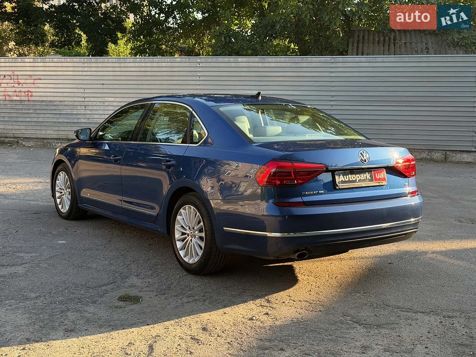 2016 Volkswagen Passat - мініатюра 4
