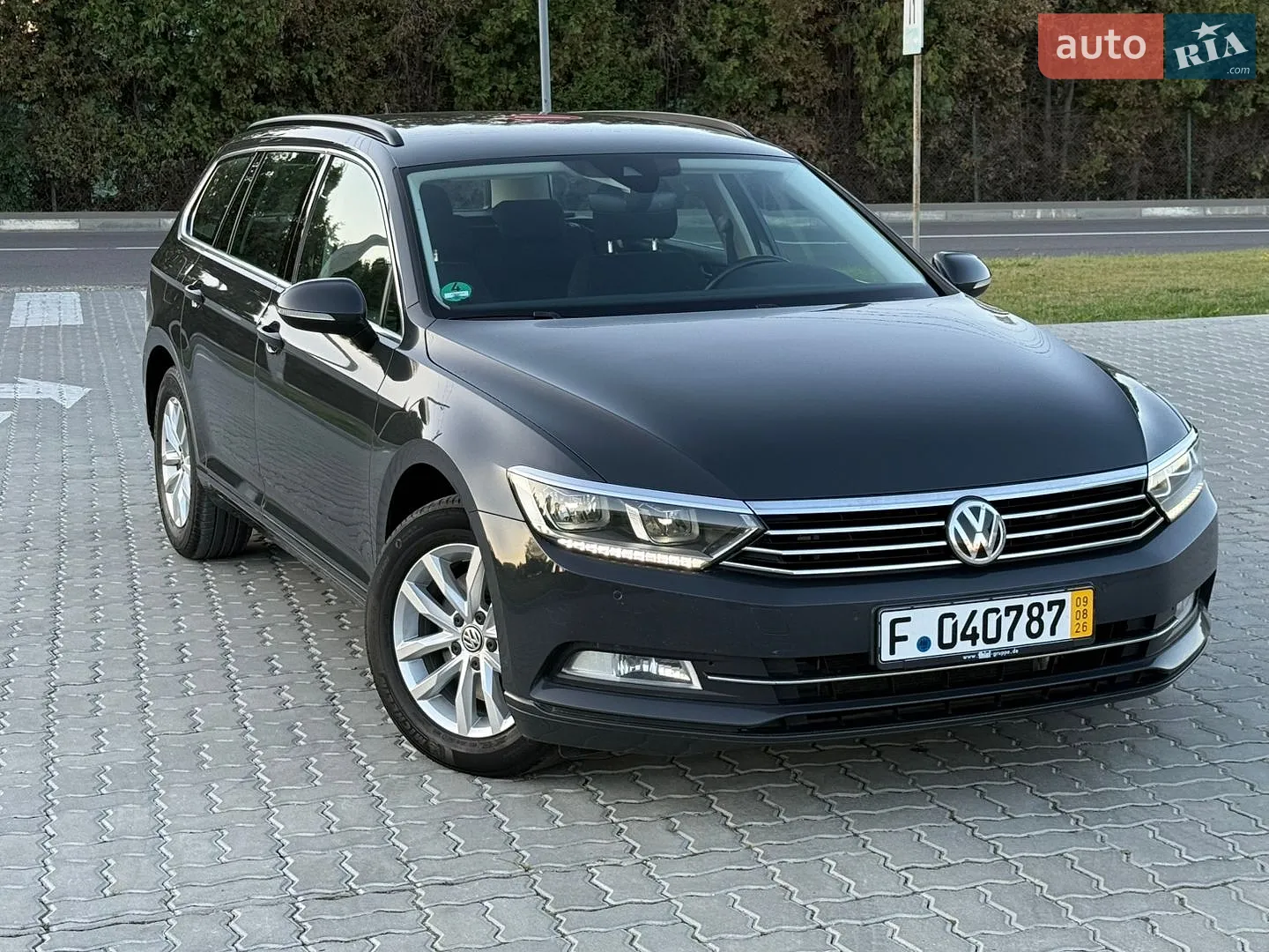 2019 Volkswagen Passat - мініатюра 5
