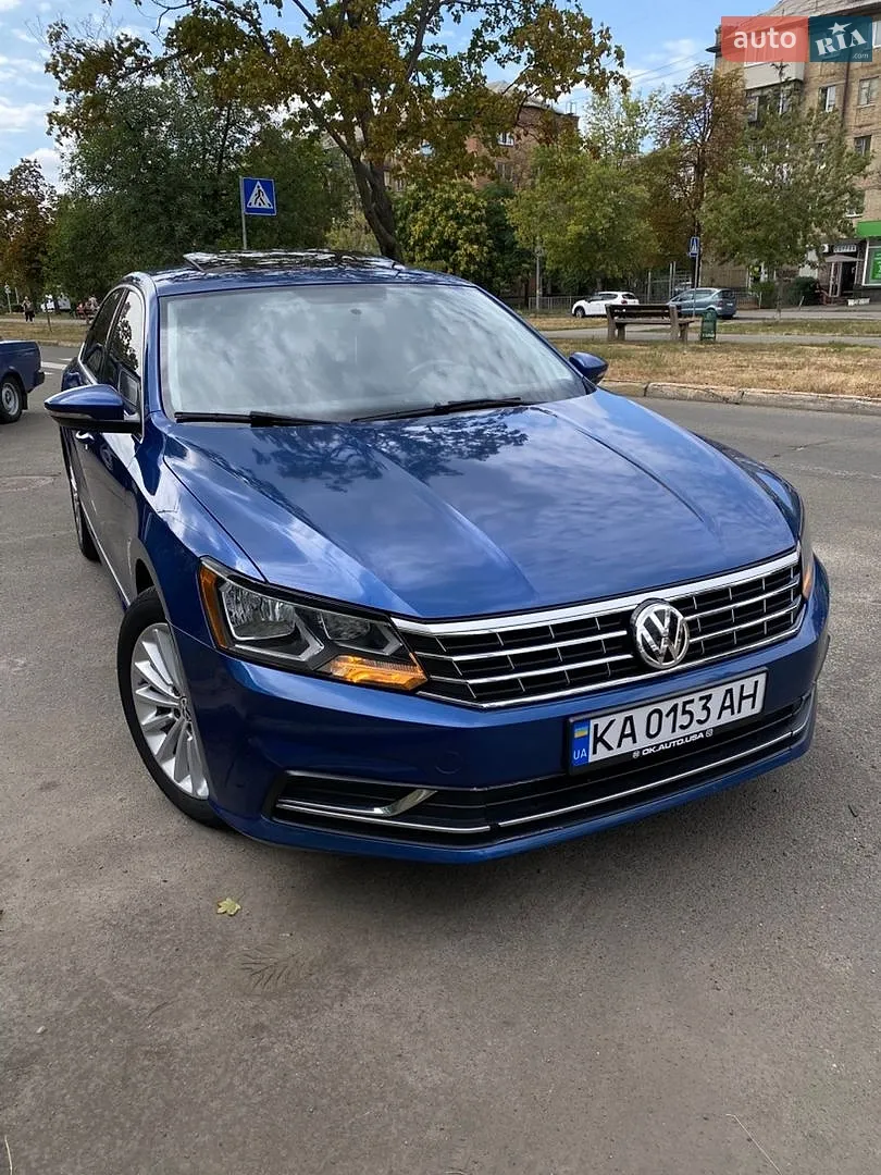 2017 Volkswagen Passat - фото 1