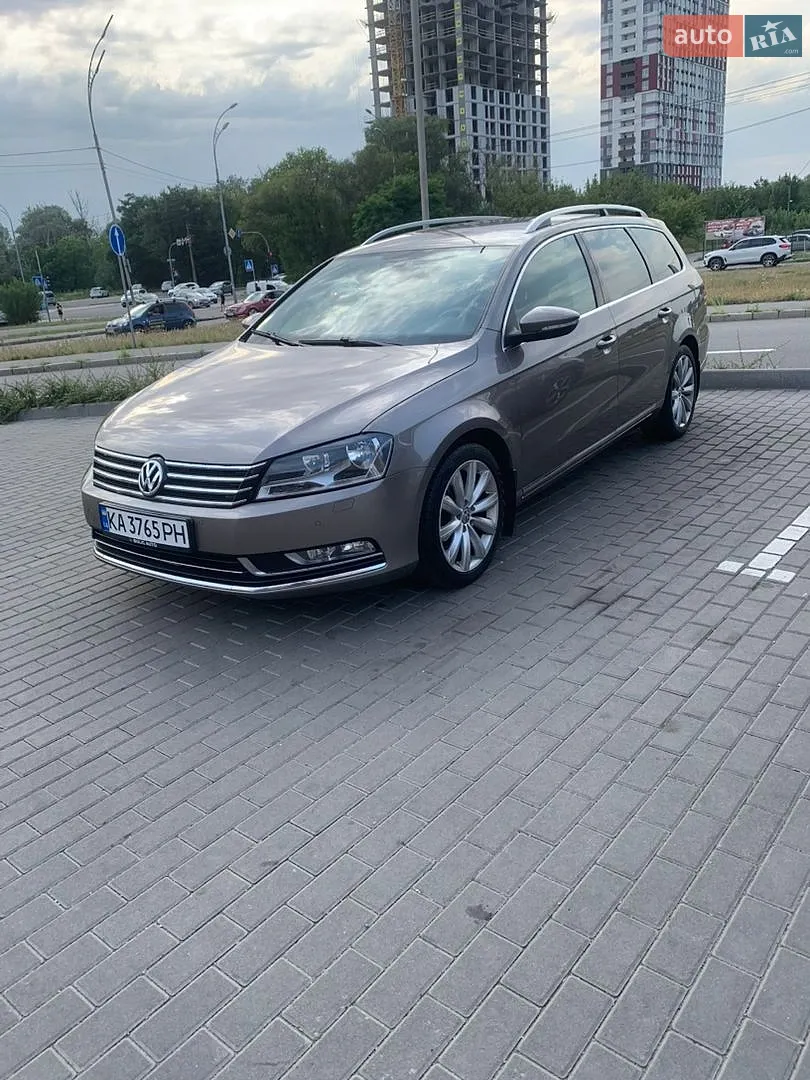 2011 Volkswagen Passat - мініатюра 3