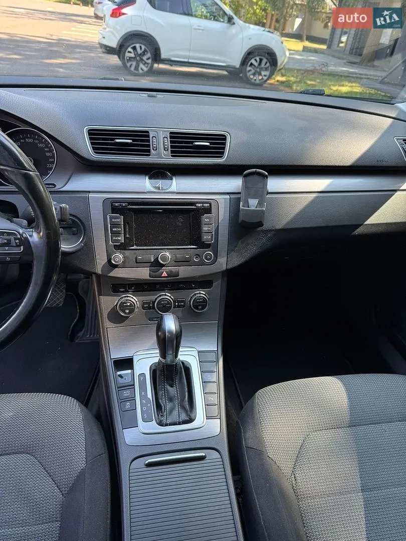 2014 Volkswagen Passat - мініатюра 17