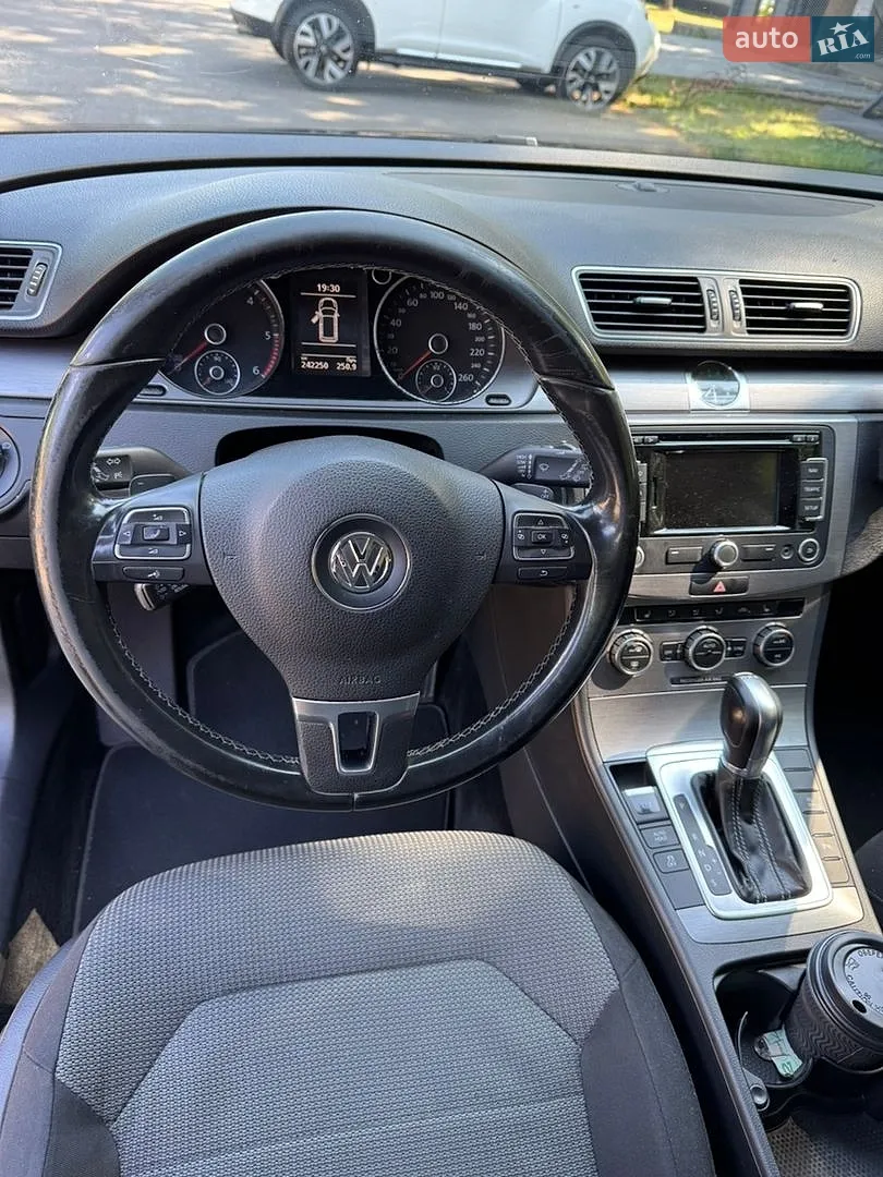2014 Volkswagen Passat - мініатюра 16