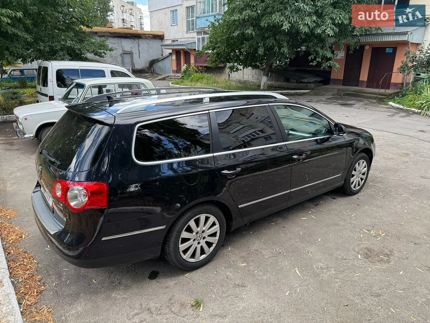 2010 Volkswagen Passat - мініатюра 8