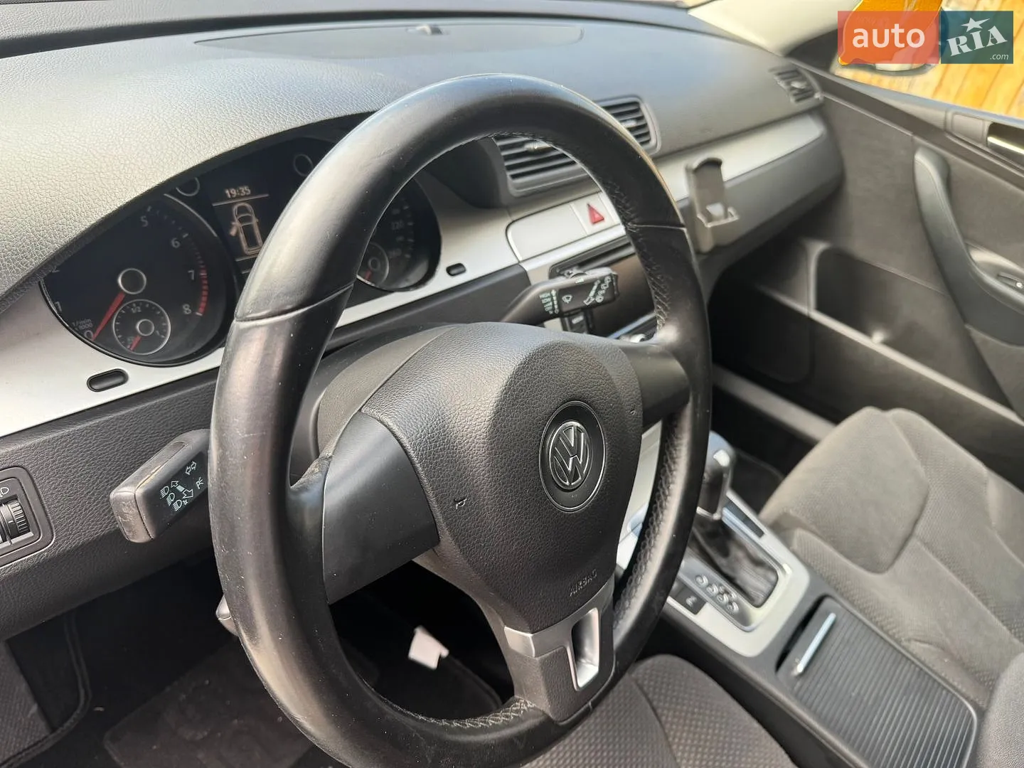 2010 Volkswagen Passat - мініатюра 25