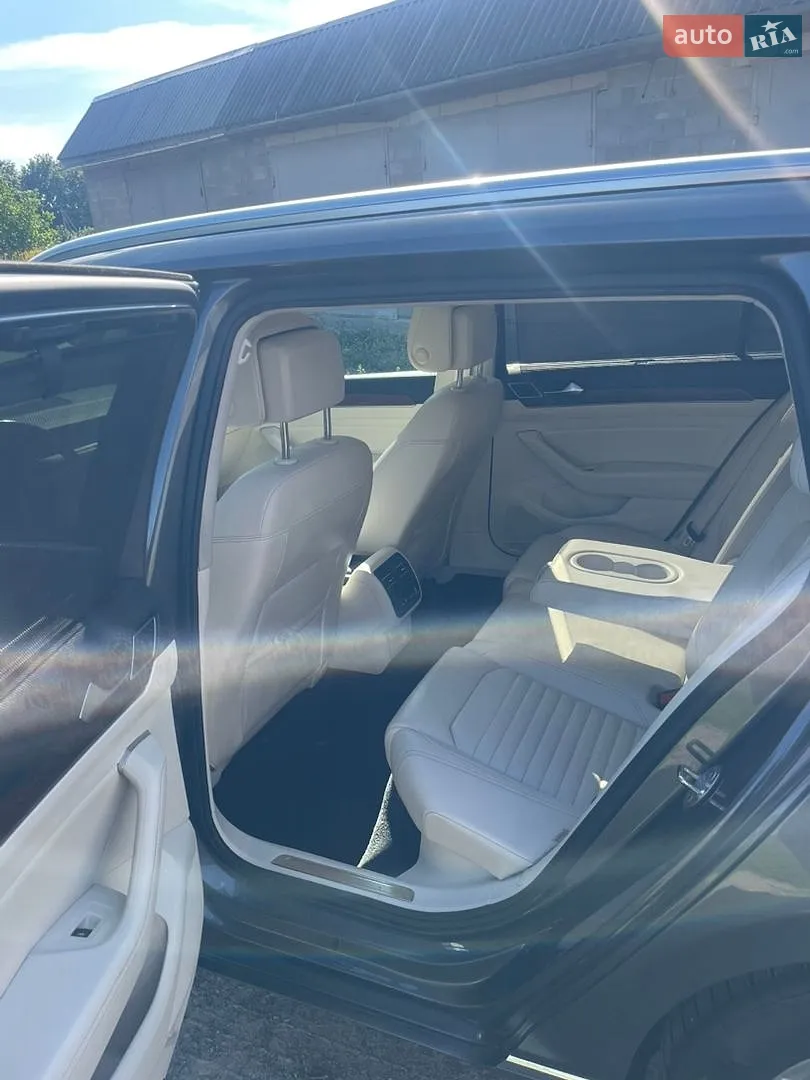 2016 Volkswagen Passat - мініатюра 16