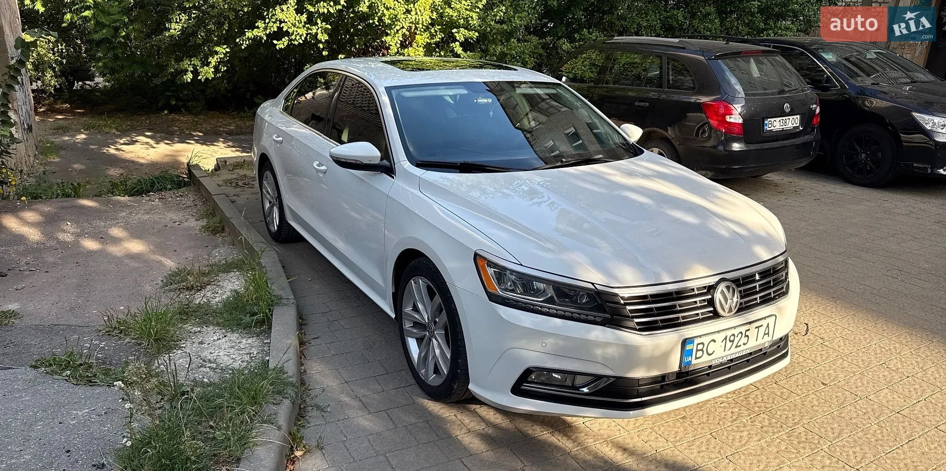 2018 Volkswagen Passat - мініатюра 2
